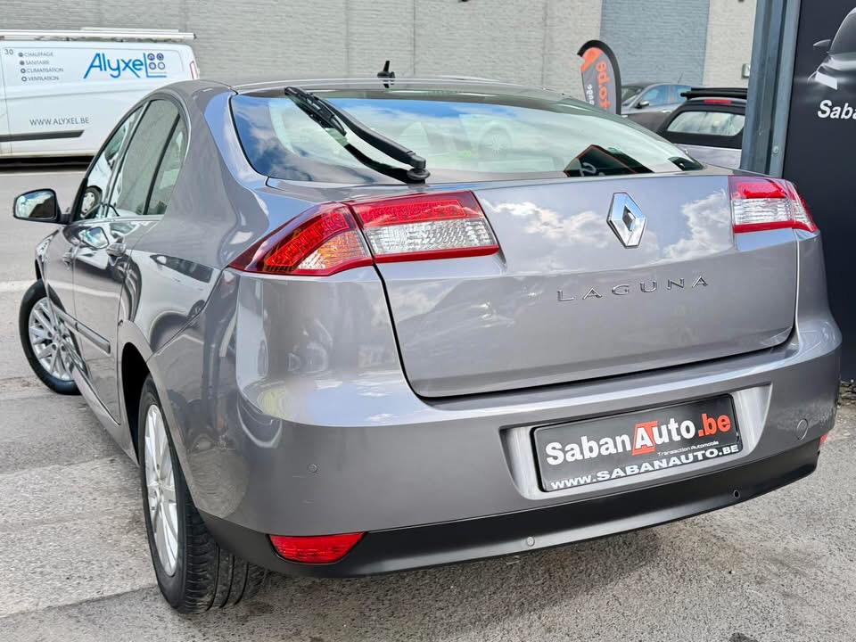 Renault Laguna 1.5 Dci 2014, Autos, Achat, Entreprise, Boîte manuelle, 5 portes