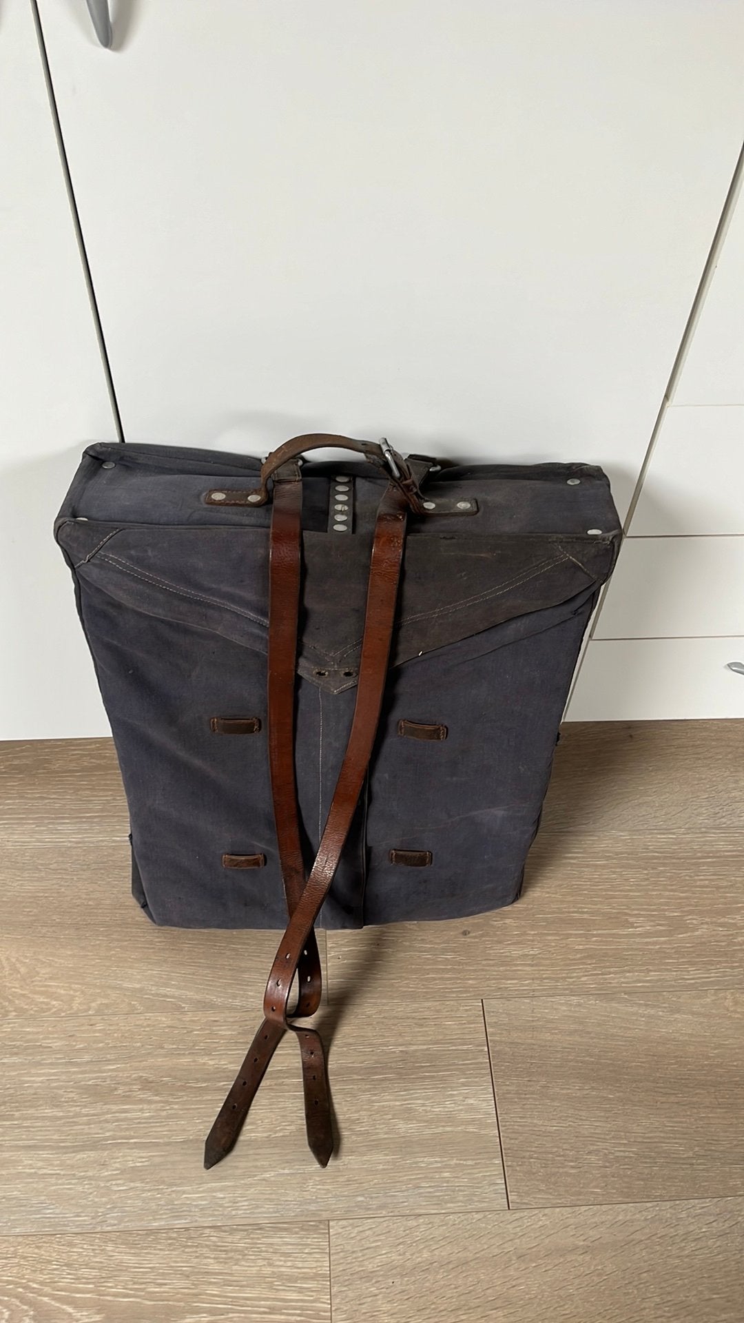 Sac à vêtements LW daté 1939, Collections, Enlèvement ou Envoi