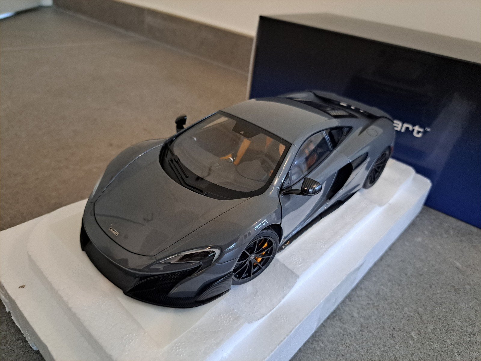 McLaren 675LT Chicane Grey AUTOART 1/18 Nieuw, Ophalen of Verzenden, Nieuw, Auto, Autoart
