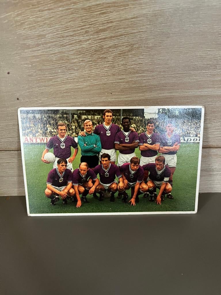 l'équipe de football d'Anderlecht des années 60 et 70 carte, Enlèvement ou Envoi, Comme neuf, Affiche, Image ou Autocollant