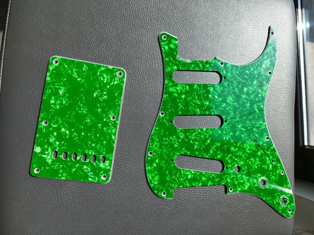 Pickguard et plaque arrière (neuf), Muziek en Instrumenten, Verzenden
