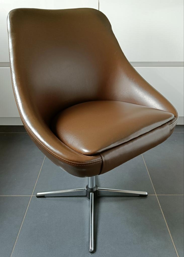 Retro draaistoel met chrome onderstel., Ophalen, Huis en Inrichting