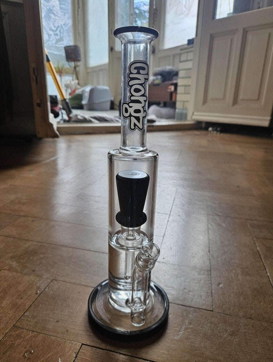Chongz Bong / bubbler, Ophalen