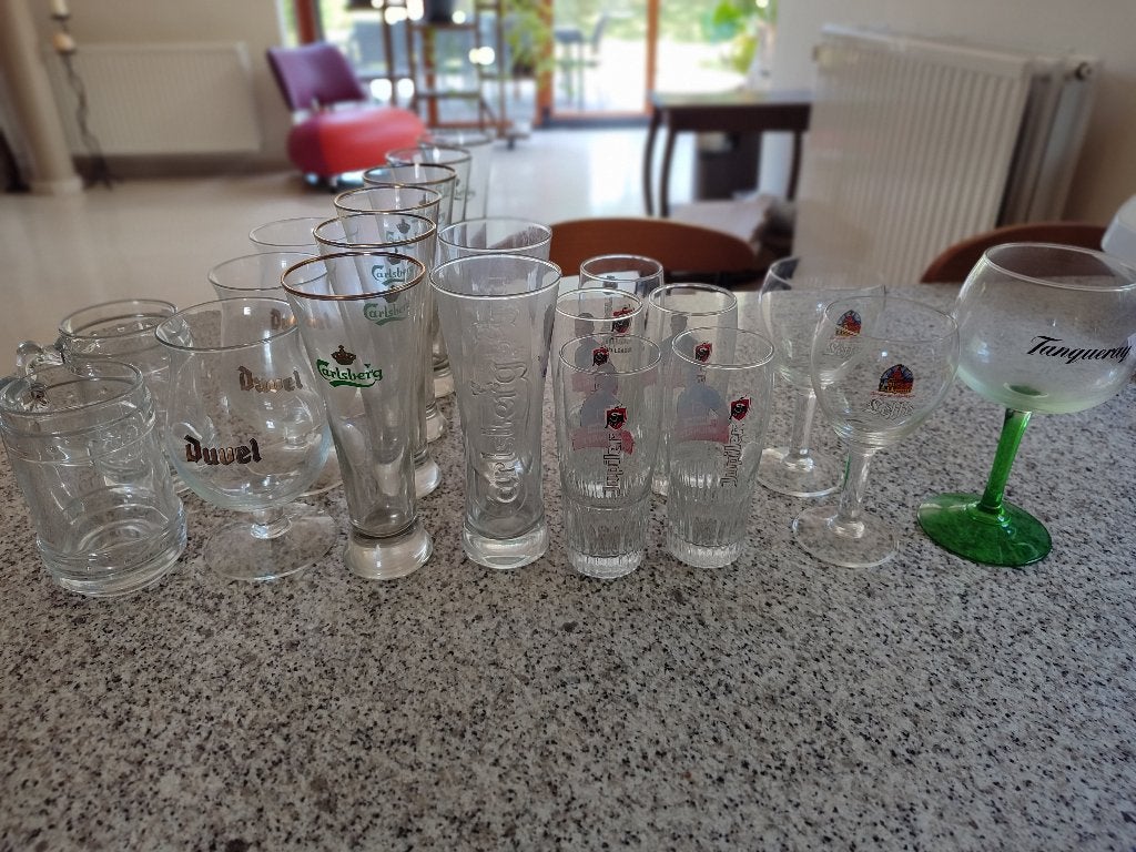 Lot de verres à bière (Duvel, Carlsberg, Leffe, Ciney, ..), Collections, Enlèvement, Verre à bière