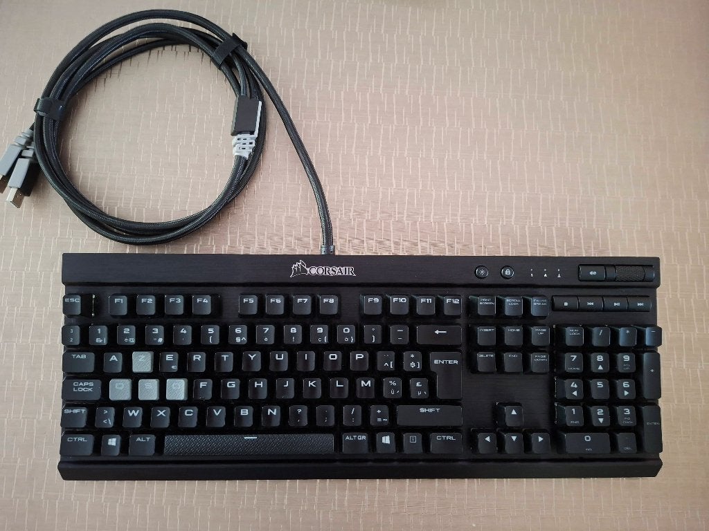Corsair K70 RGB RAPIDFIRE mechanical gaming keyboard, Informatique & Logiciels, Clavier gamer, Enlèvement ou Envoi, Azerty, Utilisé