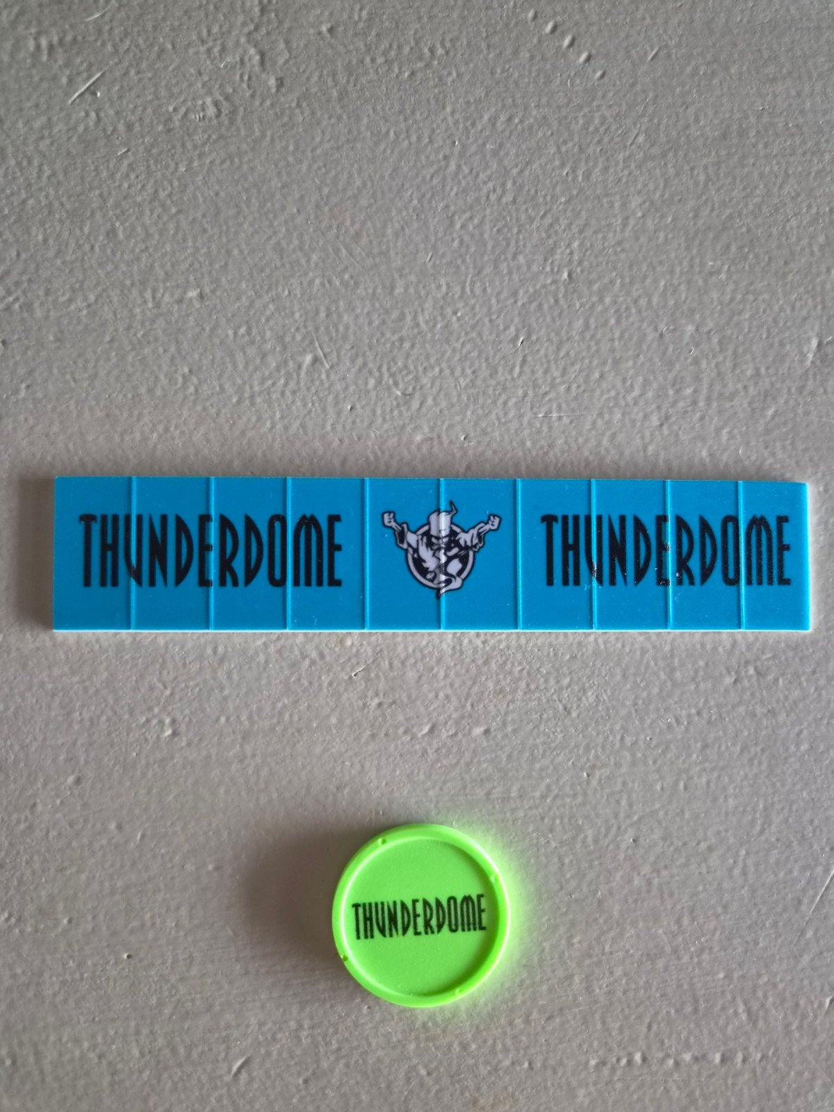 Thunderdome bonnetjes, Enlèvement ou Envoi