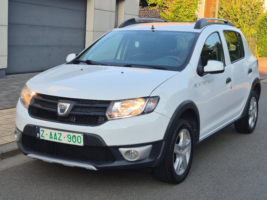 DACIA SANDERO STEPWAY 0.9L BENZINE. 2015. 3200 EURO, 898 cc, Bedrijf, 5 deurs, Sandero