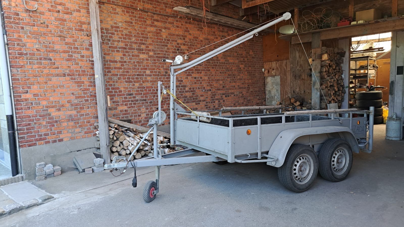 Aanhangwagen 700kg ongeremd, Enlèvement