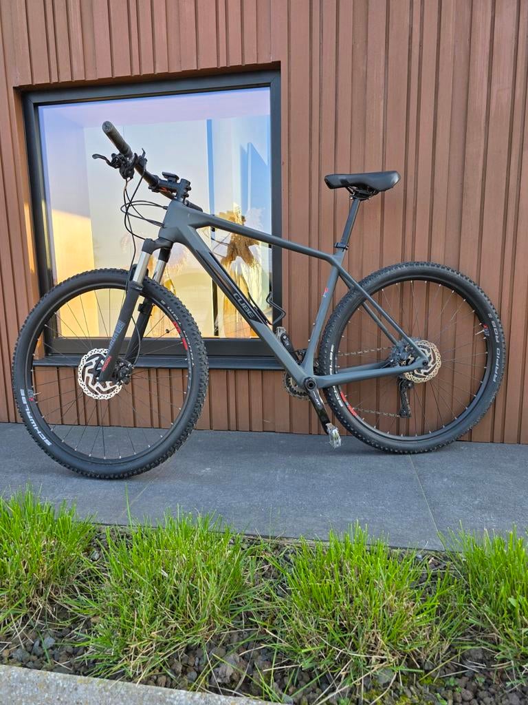 Nieuwstaat Cube carbon frame mountainbike, 21inch., Ophalen