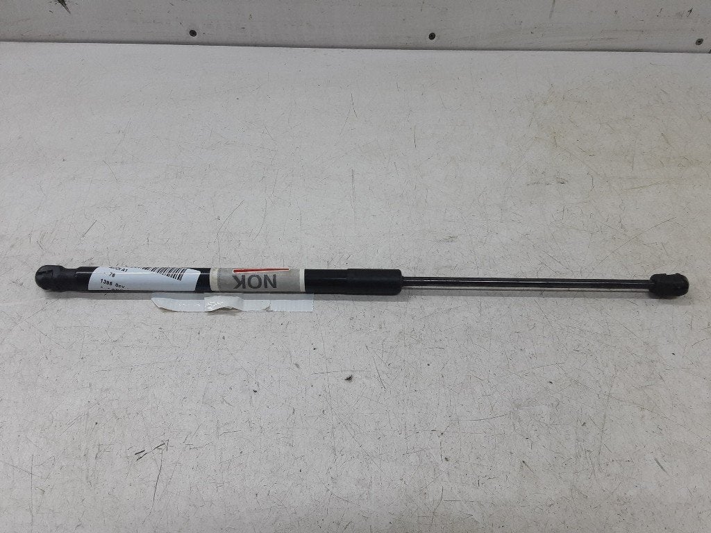 GASDRUKVEER Audi A1 (8X1 / 8XK) (8X3827552), Info@audi.de, Audi, Audi AG, Gebruikt