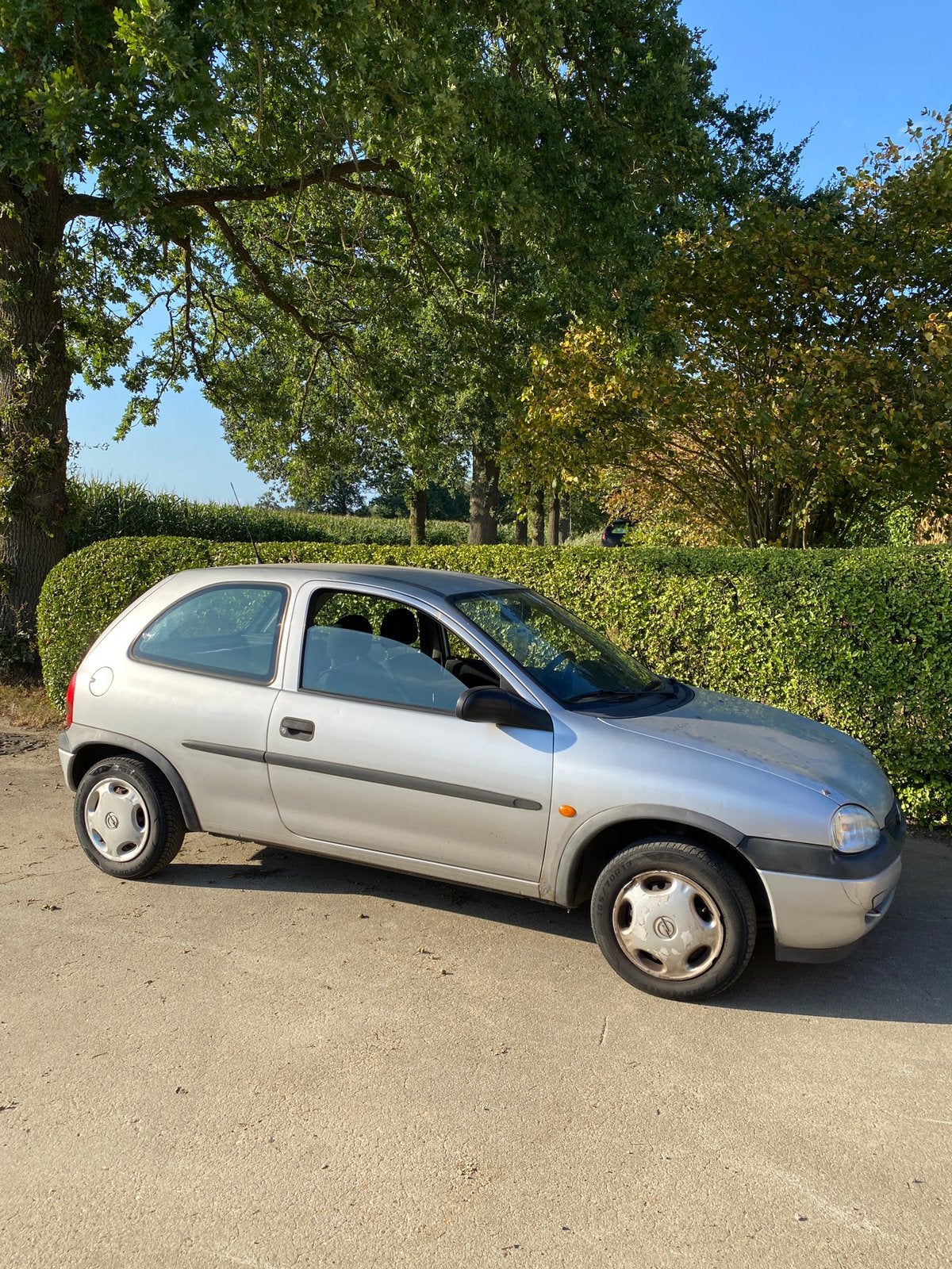 Opel corsa goed rijdende auto, Auto's, Handgeschakeld, Particulier, Corsa, Te koop