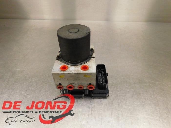 Pompe ABS d'un Landrover Range Rover Sport, Land Rover, -, 3 mois de garantie, Utilisé