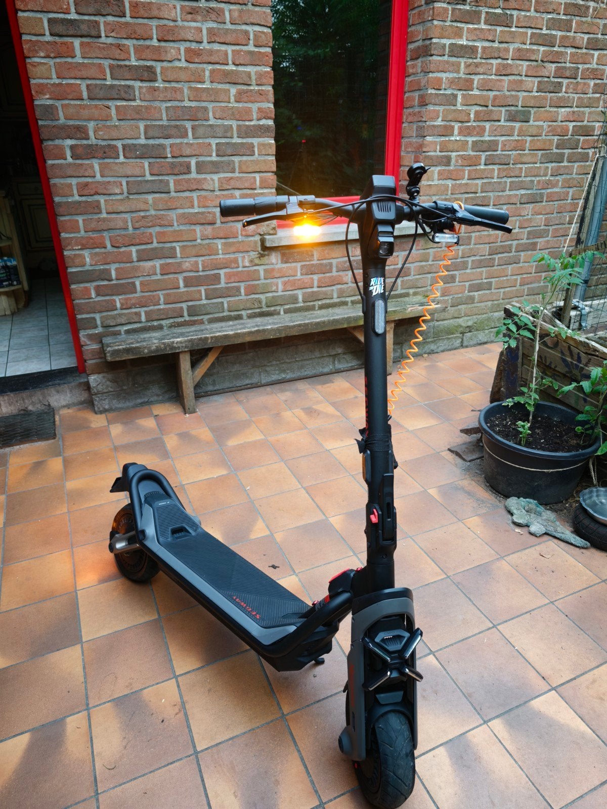 échange Segway Gt3e vs autre trott de même valeur, Vélos & Vélomoteurs, Trottinettes, Enlèvement
