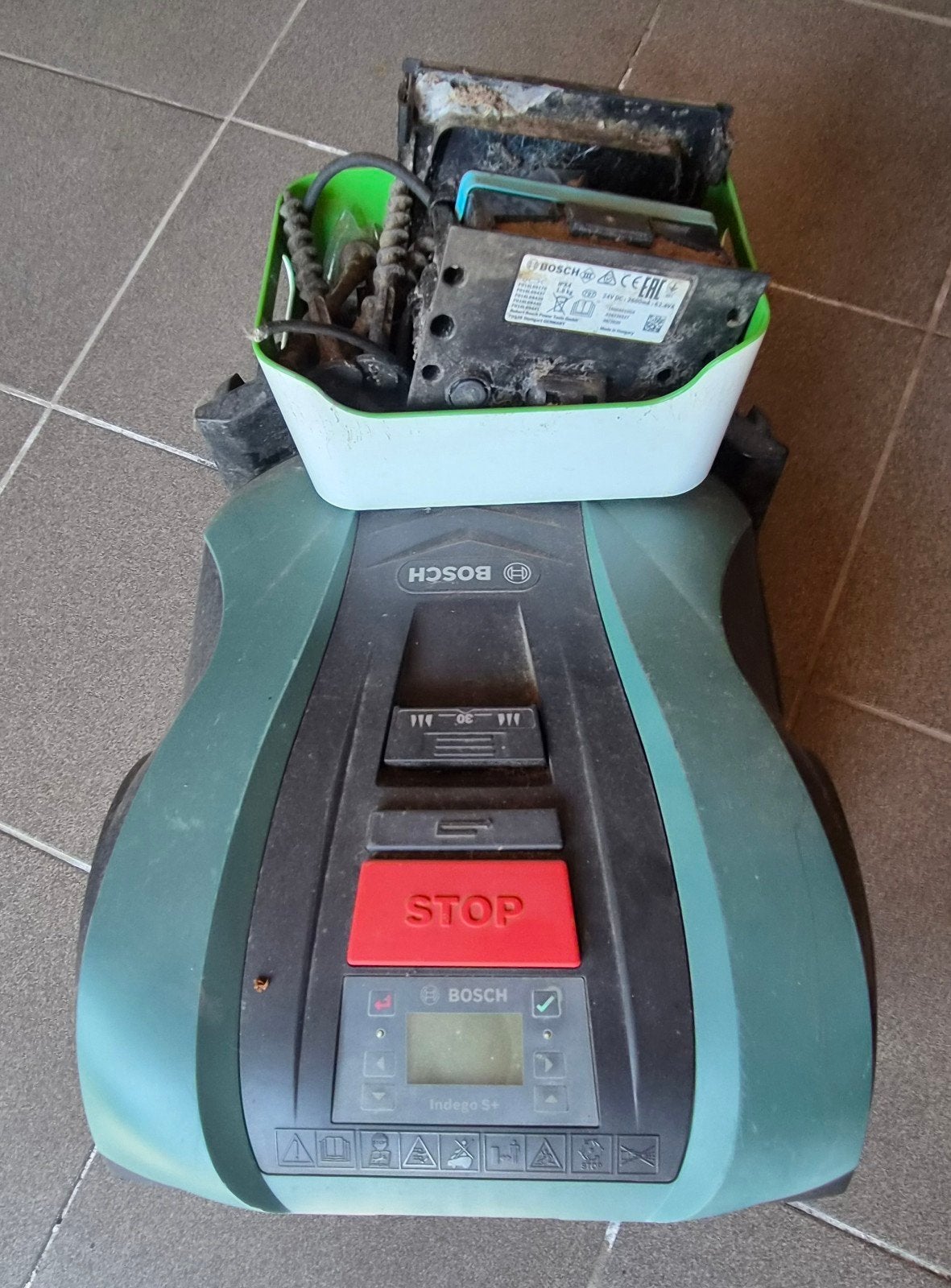Bosch grasrobot S400 voor kleine tuin, Enlèvement