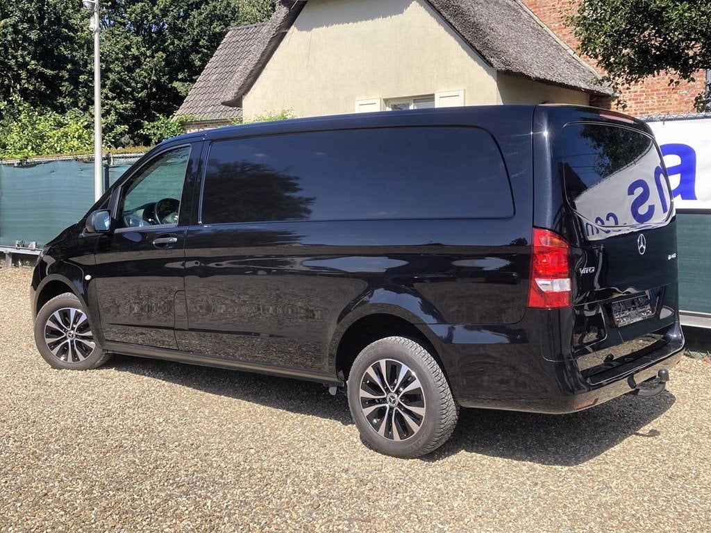 Mercedes-Benz Vito 114 24.250€+ BTW / 9G-Tronic / Trekhaak, Monovolume, Zwart, Bedrijf, Diesel