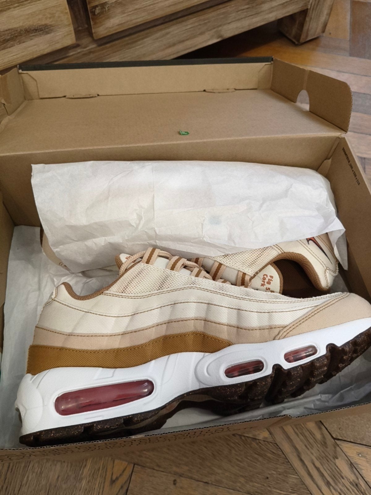 chaussures Nike 95 taille 42.5 neuf, Enlèvement ou Envoi