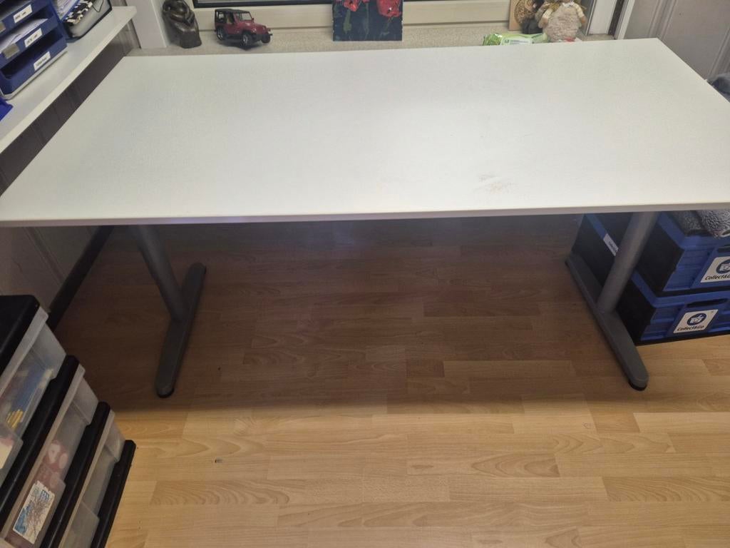 Ikea galant bureau, Huis en Inrichting, Ophalen, In hoogte verstelbaar, IKEA