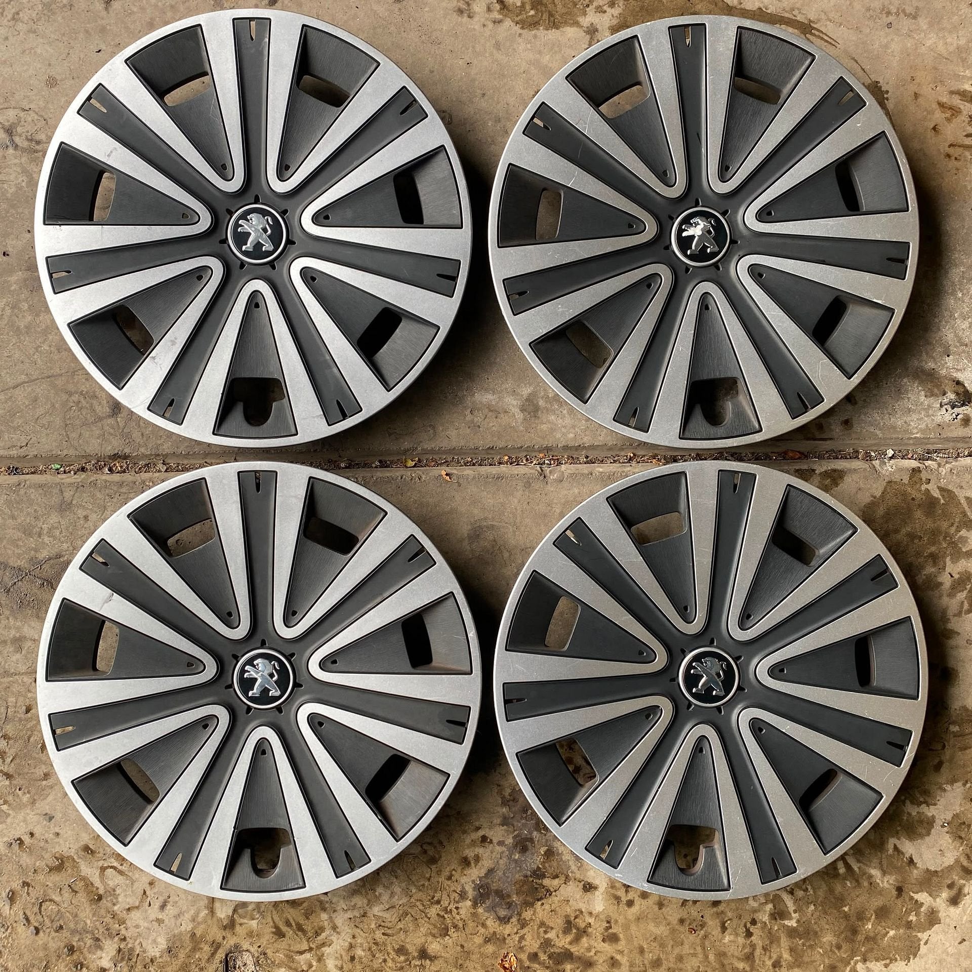 Wieldoppen Peugeot Partner 9676970477 Set 15 inch 9676970577, Gebruikt, -, -, Ophalen of Verzenden