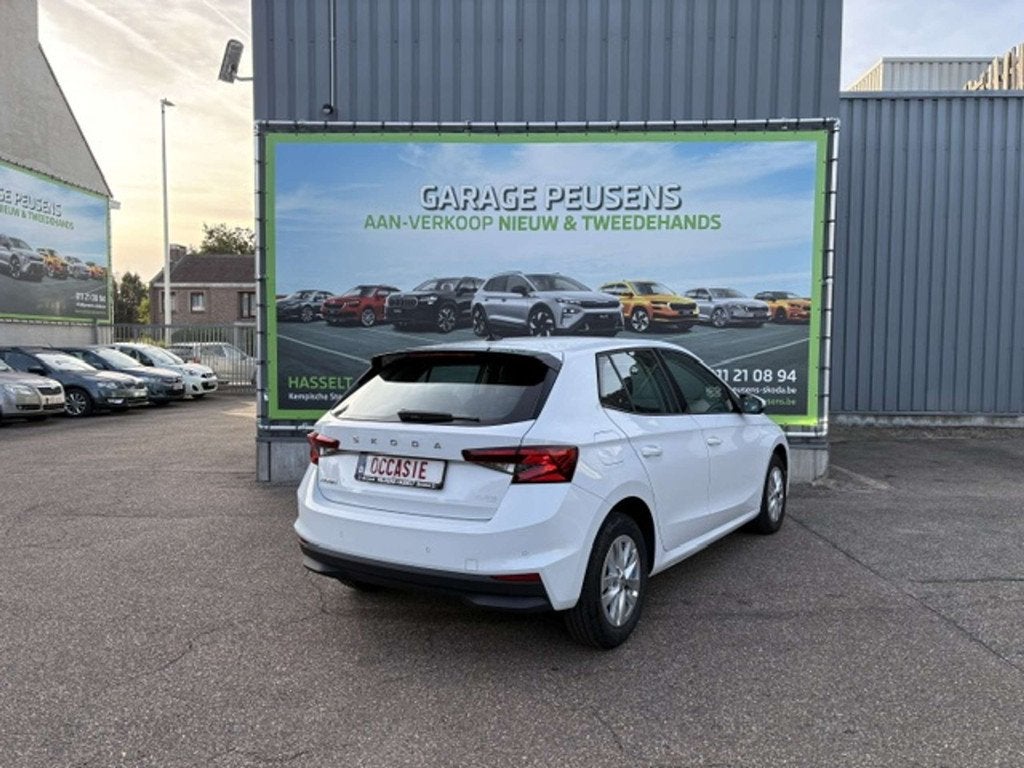 Skoda Fabia 1.0 TSI (bj 2023), Stof, Gebruikt, Overige kleuren, Bedrijf