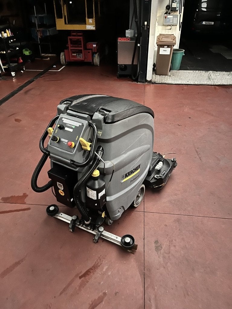 Kärcher Professional schrobzuigmachine op batterij, Doe-het-zelf en Bouw, Ophalen, Gebruikt, Schrobmachine