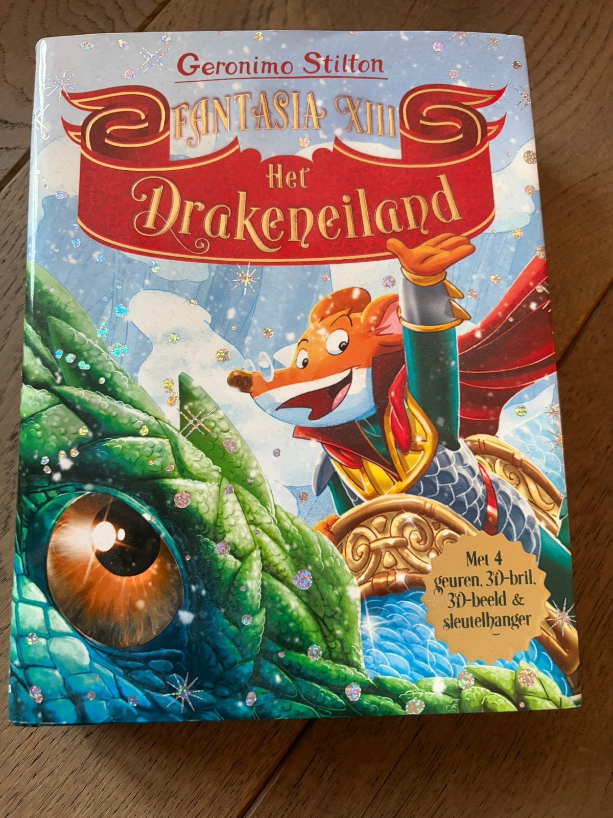 Geronimo Stilton - Fantasia XIII - Het drakeneiland, Ophalen of Verzenden, Zo goed als nieuw, Fictie algemeen