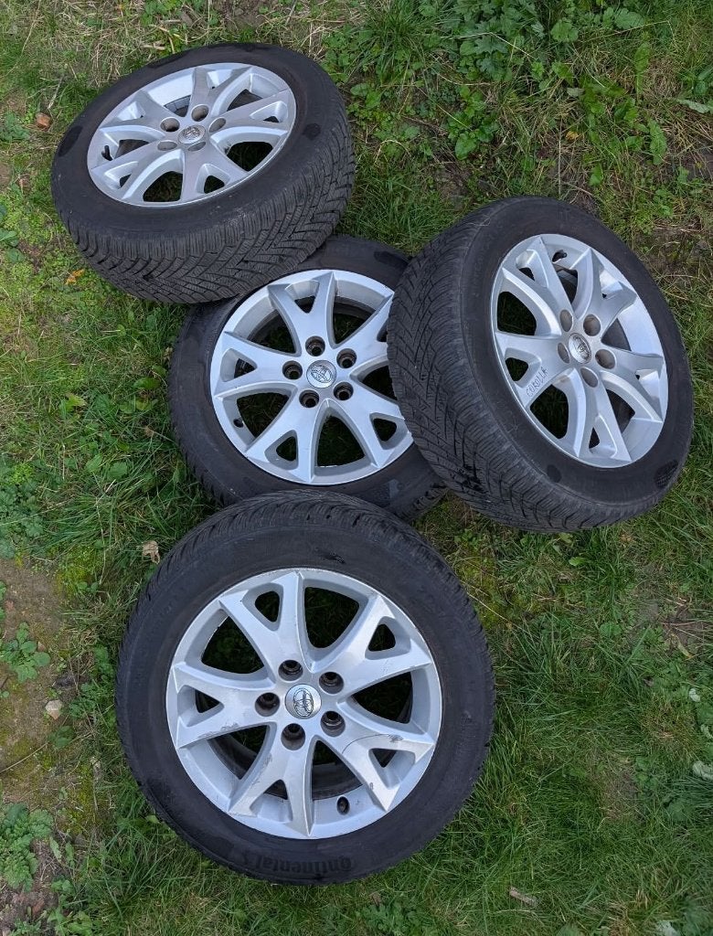 4 jantes alu Toyota 16" + pneus hiver – Corolla / Auris, Autos : Pièces & Accessoires, Pneus hiver, 16 pouces, Enlèvement, Utilisé