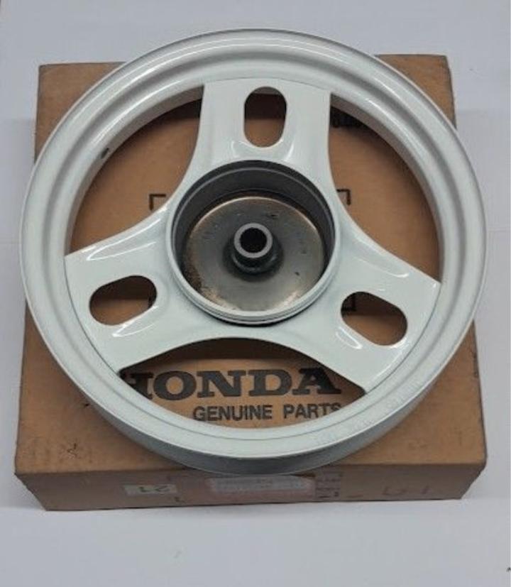 Wiel HONDA VISION, Enlèvement, Neuf