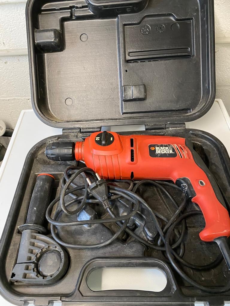 Marteau perforateur/perceuse à percussion Black+Decker- étui, Bricolage & Construction, Outillage | Foreuses, Utilisé, Perceuse