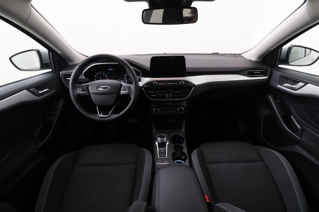 Ford Focus, Autos, Ford, Focus, Argent ou Gris, 125 cm³, Entretenue par le concessionnaire