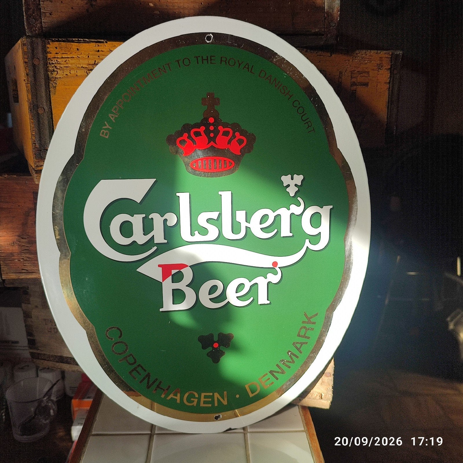 Emaille plaat van CARLSBERG BEER., Ophalen of Verzenden, Gebruikt, Reclamebord, Plaat of Schild, Overige merken