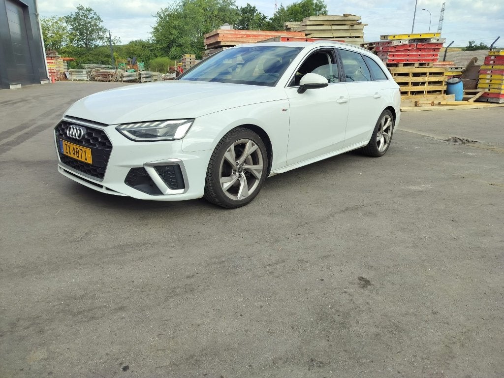 Audi A4 Avant 40 TDI S tronic S line, Auto's, Audi, Stof, Euro 6, A4, Wit