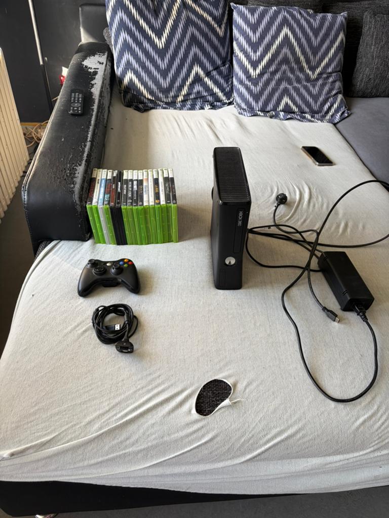 Te koop xbox, Consoles de jeu & Jeux vidéo, Consoles de jeu | Xbox 360, Enlèvement, Utilisé