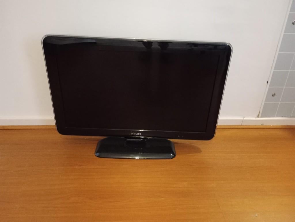 Televisie, zwart, compact model, ideaal voor in slaapkamer, Audio, Tv en Foto, Ophalen, Philips, LCD, 80 tot 100 cm