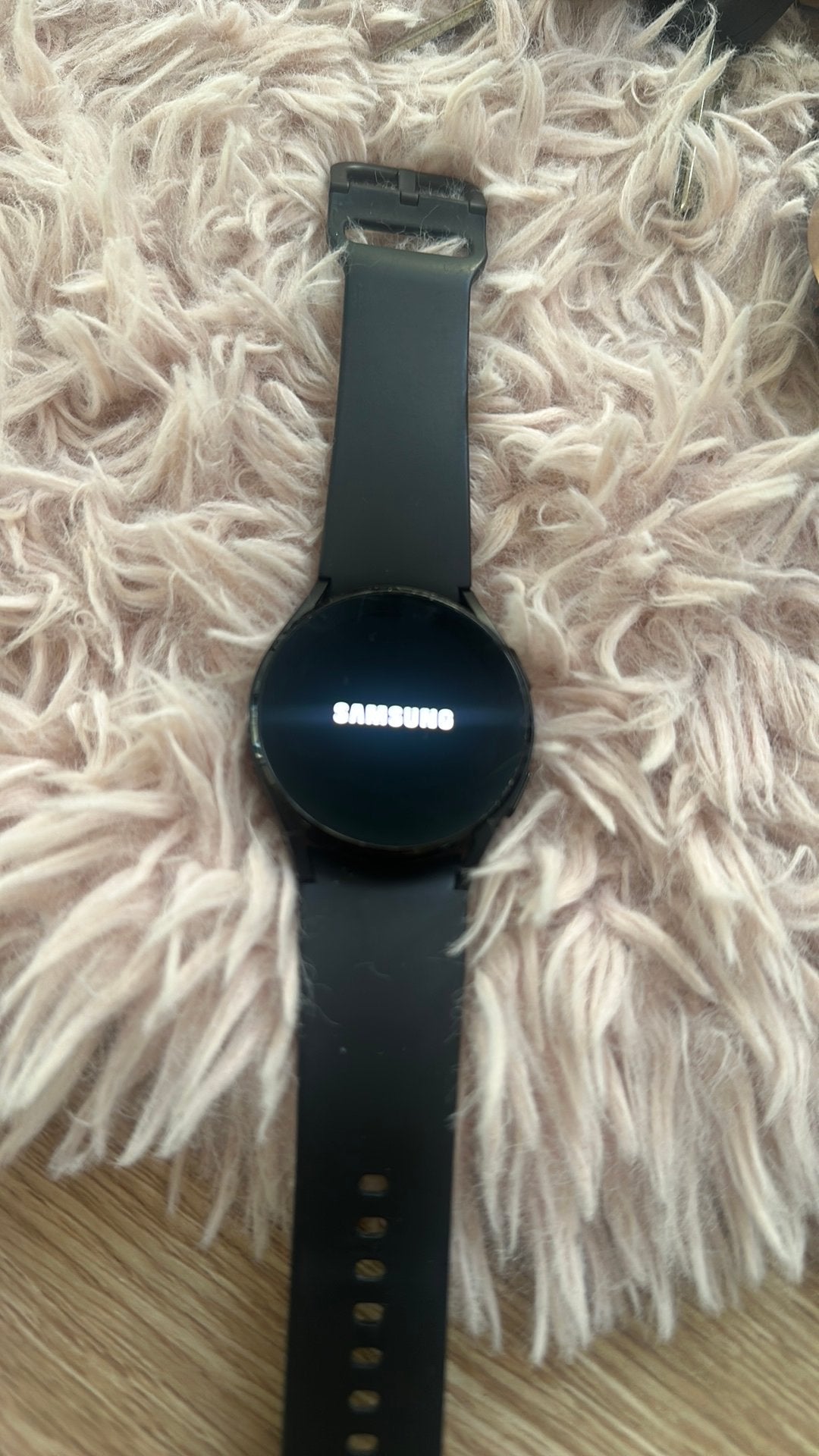 Salsung galaxy watch 4, Handtassen en Accessoires, Smartwatches, Ophalen, Zo goed als nieuw
