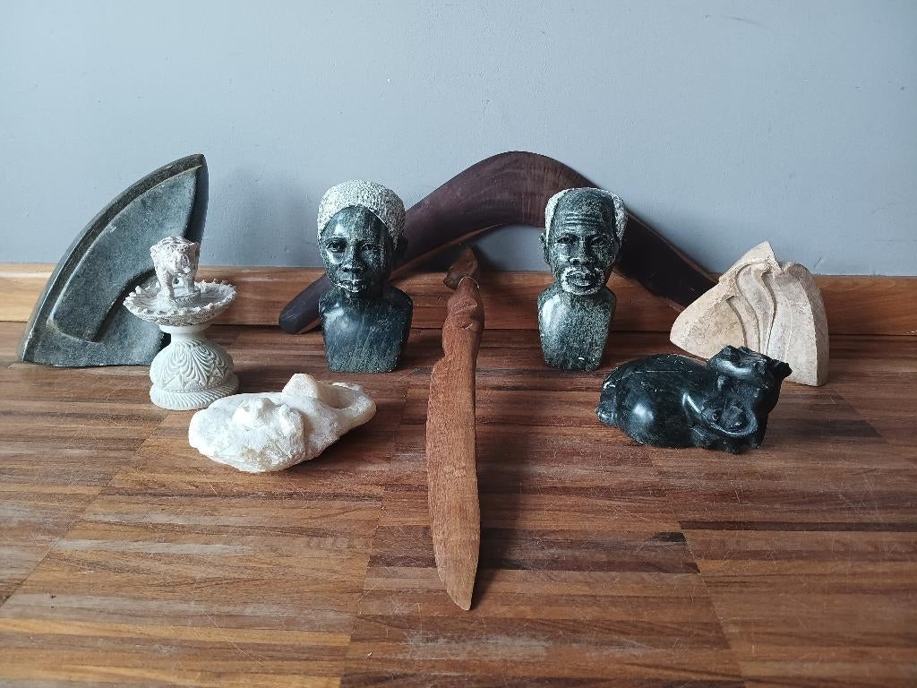 Set Afrikaanse beelden en andere decoratie, Antiek en Kunst, Overige onderwerpen, Natuurlijk materiaal, Buste, Ophalen of Verzenden