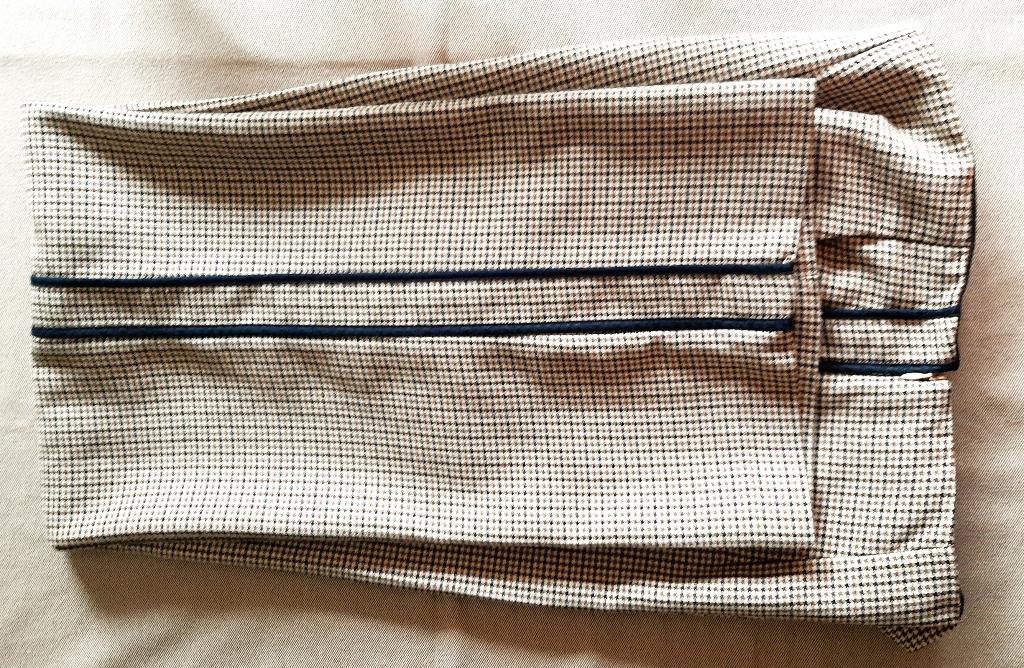 Te koop: Nieuw! Mooie lange broek van "Terre Bleue", 42, Kleding | Dames, Ophalen, Maat 42/44 (L), Nieuw, Lang