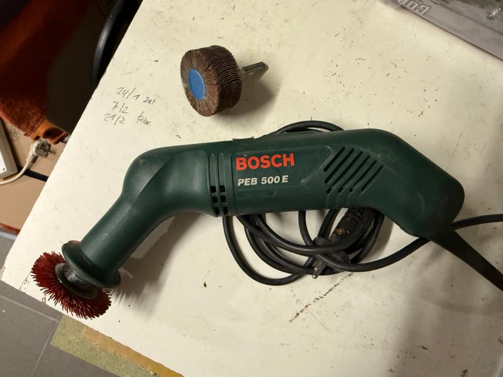 Bosch schuurmachine borstelmachine, Doe-het-zelf en Bouw, Gereedschap | Schuurmachines, Ophalen, Gebruikt, Minder dan 600 watt