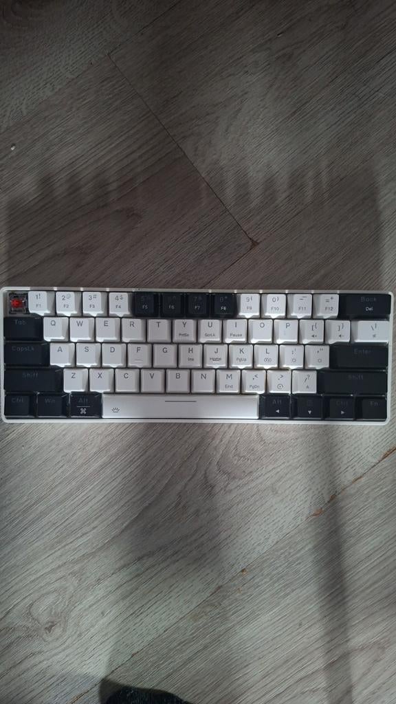 KEYBOARD (RODE SWITCHES), Musique & Instruments, Claviers, Enlèvement, Comme neuf, Autres marques, Avec pied