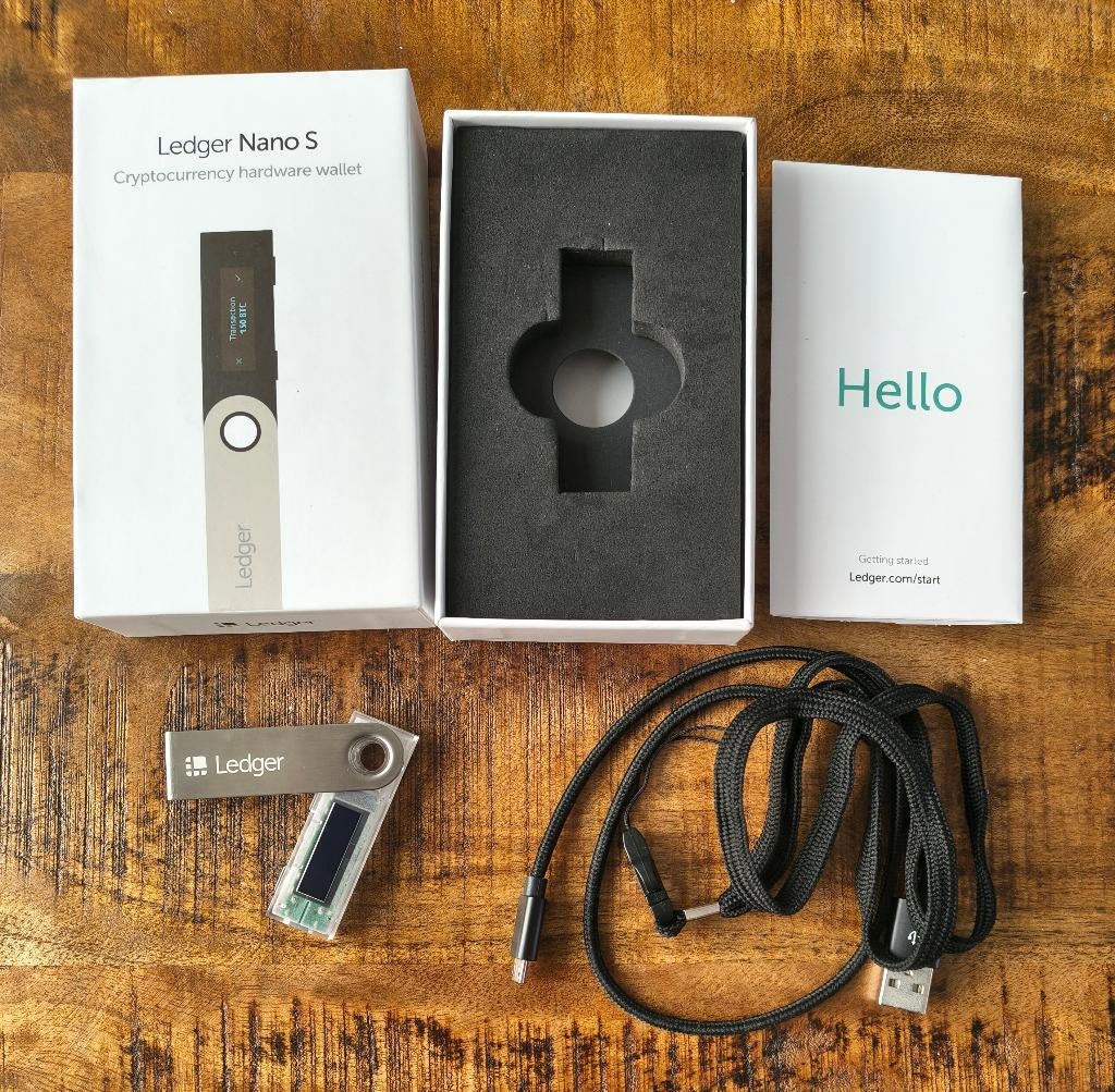 Ledger Nano S – Wallet voor Crypto. Nooit gebruikt, Informatique & Logiciels, Enlèvement ou Envoi, Neuf, Ledger, 1 GB ou moins