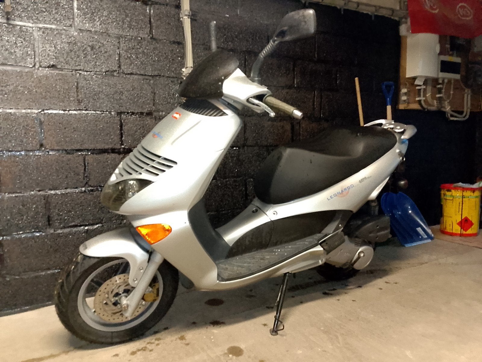 leonardo 125CC, Motos, Scooter, Occasion, Particulier, 1 cylindre