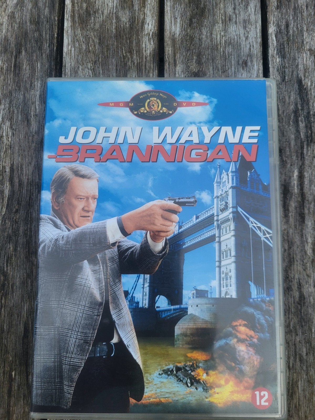 Brannigan (John Wayne), Enlèvement ou Envoi
