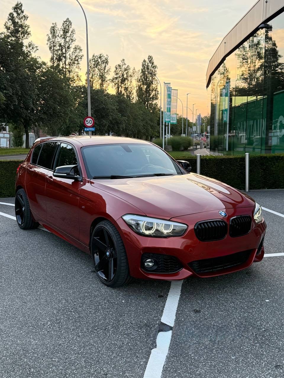 BMW F20 120i 2019 M-pakket - 109.000km - Auto, Automaat, 5 deurs, Particulier, Zetelverwarming