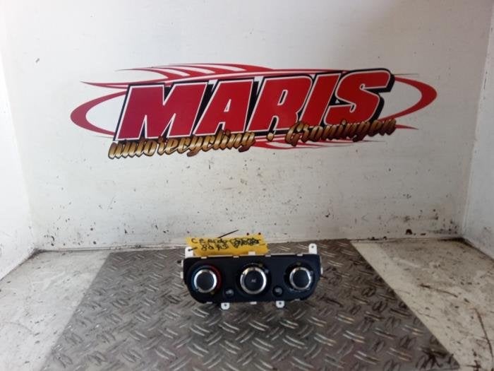 Panneau de commandes chauffage d'un Renault Clio, -, Renault, -, 3 mois de garantie