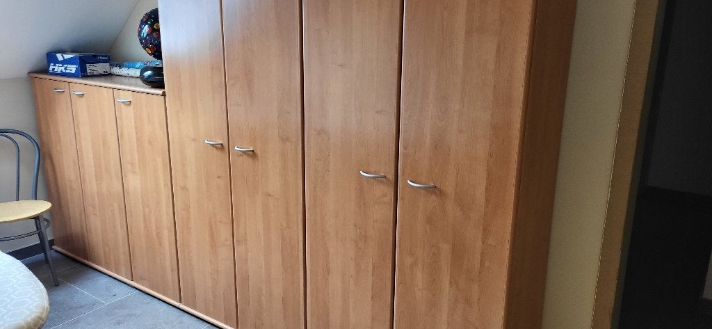 complete tiener slaapkamer bed nachtkast kleerkast bureel, Ophalen, Zo goed als nieuw, Eenpersoons