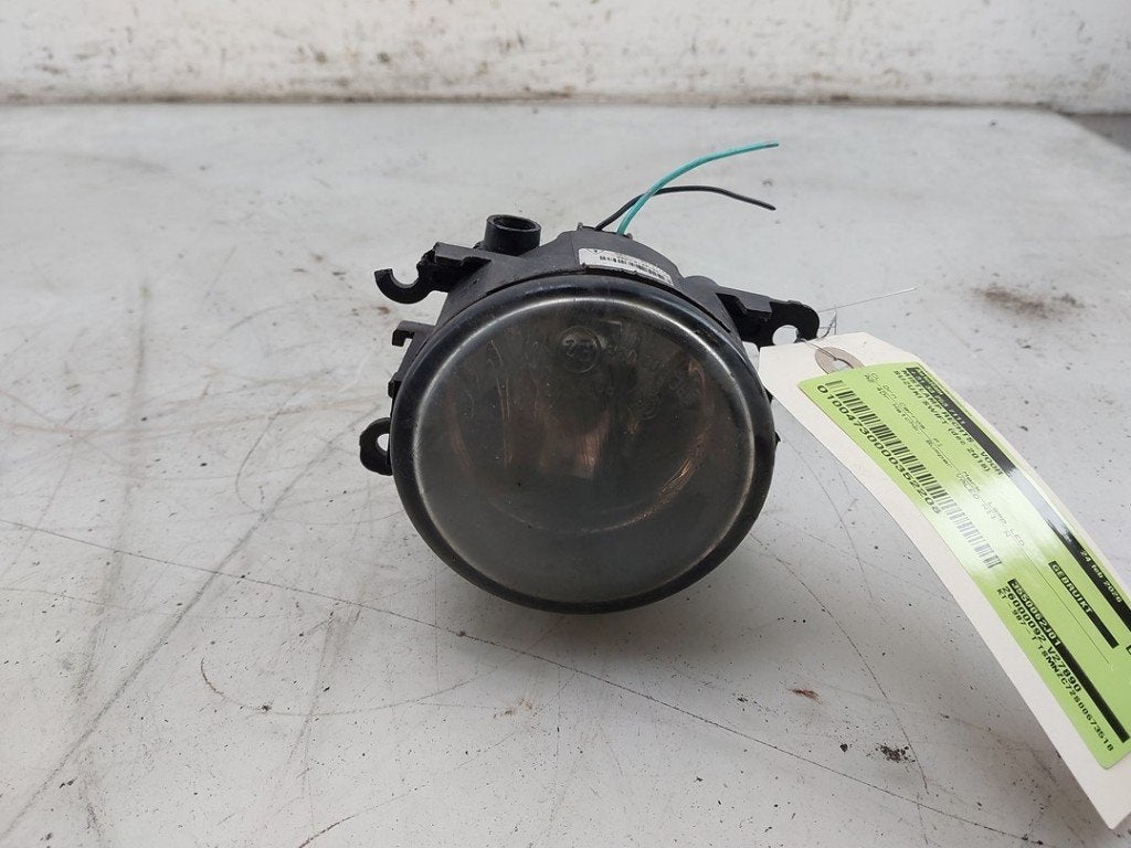 ANTI BROUILLARD AVANT DROIT Suzuki Swift (ZA / ZC / ZD), Valeo, Utilisé, 100, rue de Courcelles
75017  Paris, FR, Info@valeo.fr