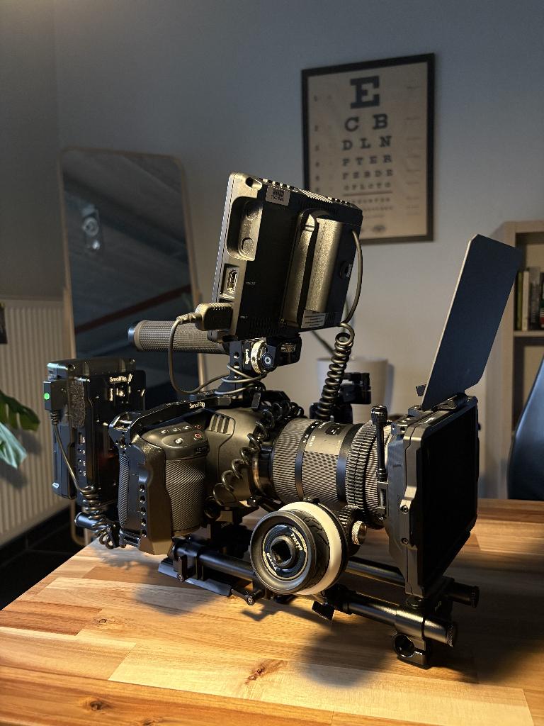 Complete Blackmagic 6K Cinema Kit (Sigma 18 - 35), Autres marques, Disque dur, Caméra, Enlèvement