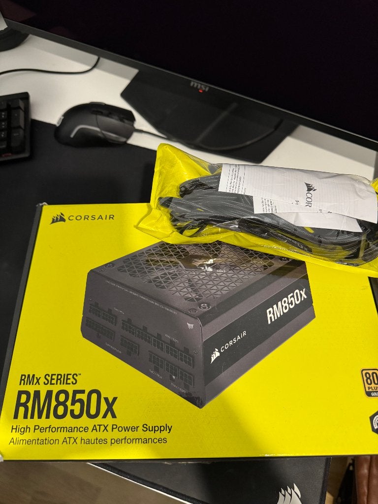 Alimentation Corsair RM850x + 2 câbles corsair PCIe, Enlèvement ou Envoi, Comme neuf