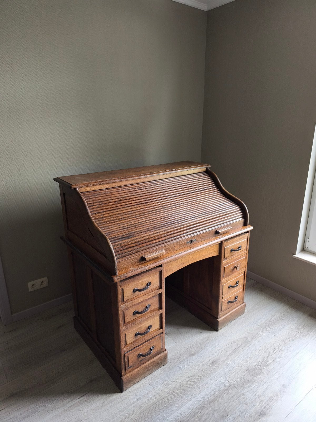 Bureau ancien à cylindre en chêne massif, Antiek en Kunst, Antiek | Kantoor en Zakelijk, Ophalen