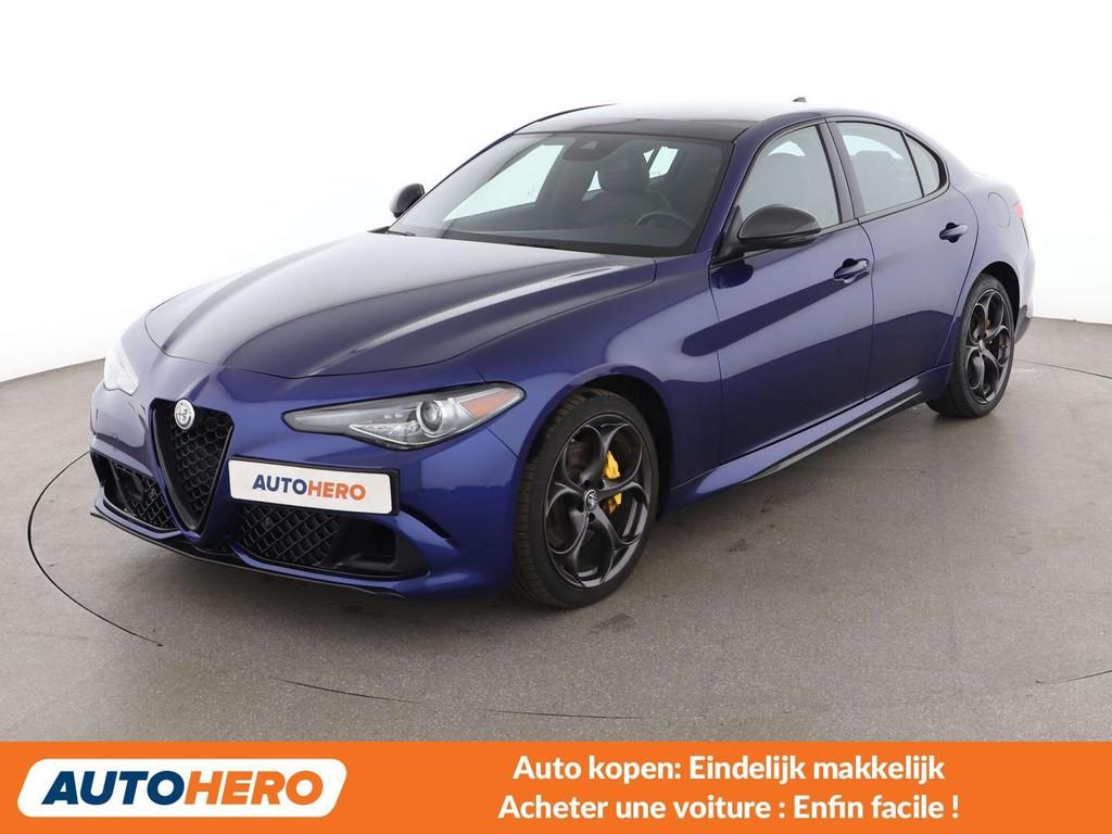 Alfa Romeo Giulia 2.0 Turbo Super Q4 (automatique), Autos, Alfa Romeo, Achat, Giulia, 4x4, ABS, Airbags, Air conditionné, Bluetooth