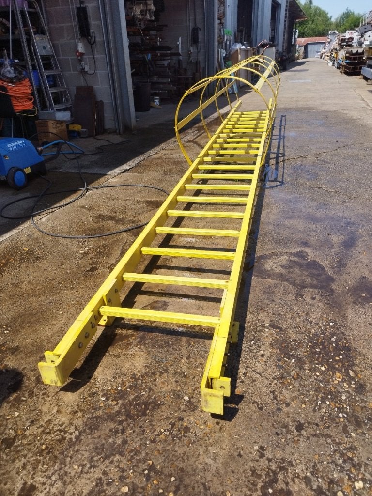 Glasvezelversterkte kunststof ladder 615 cm, Ophalen, Gebruikt, Ladder, Geen idee